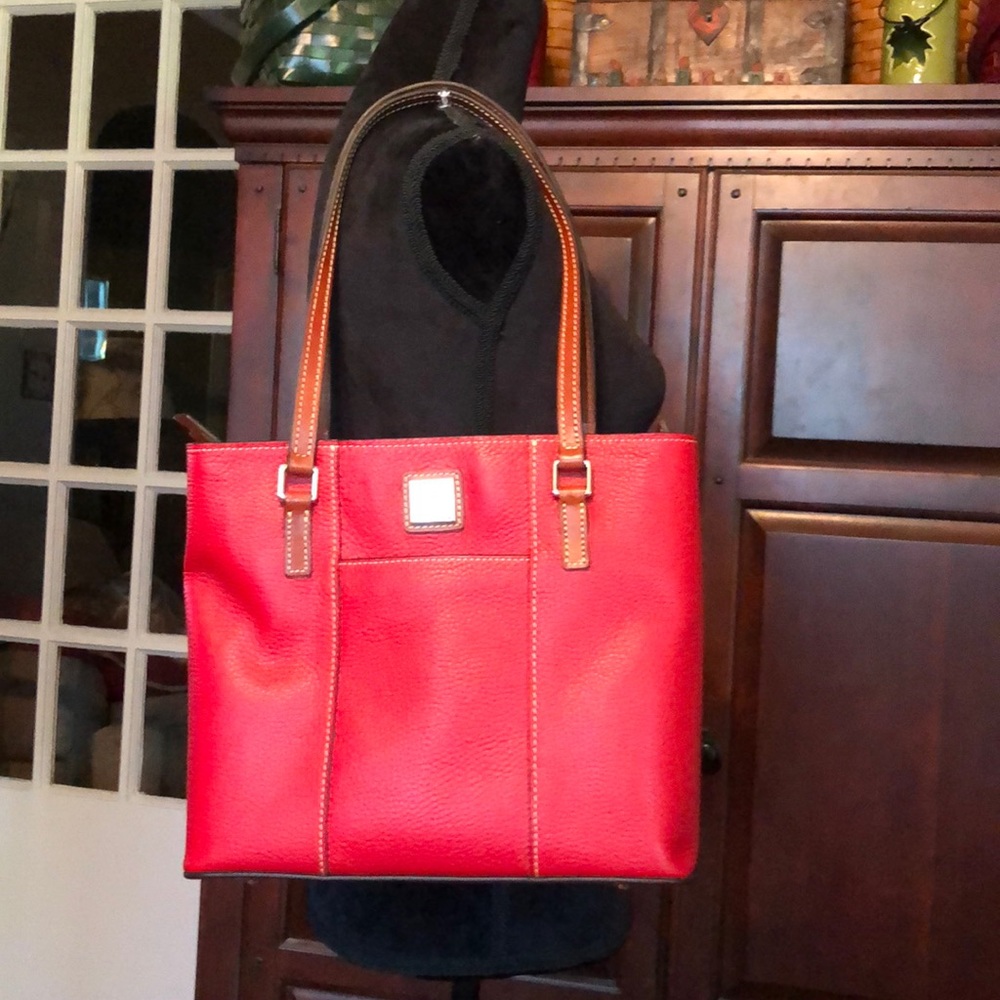Dooney & Bourke shoulder bag